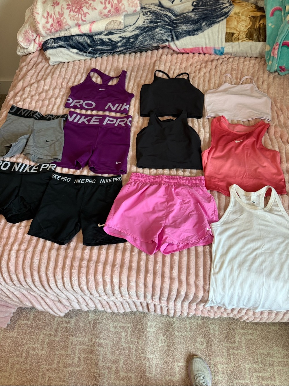 Nike Pro and old navy girls youth size large athletic lot